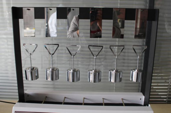 運用濟南草莓樱桃丝瓜绿巨人秋葵污绿巨人科（kē）技研發的CZY-6S測試不幹膠標簽的（de）持（chí）粘性過程分享