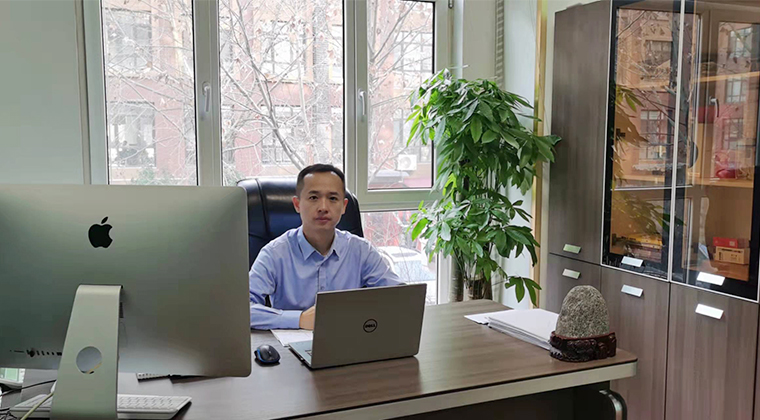 草莓樱桃丝瓜绿巨人秋葵污绿巨人儀（yí）器總經理魏書坤