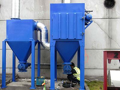 立式濾筒除塵器-直（zhí）立式（shì）濾筒除塵（chén）器